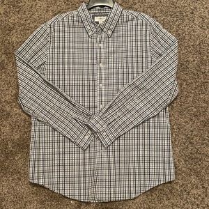 Men’s XL slim fit club room button down shirt